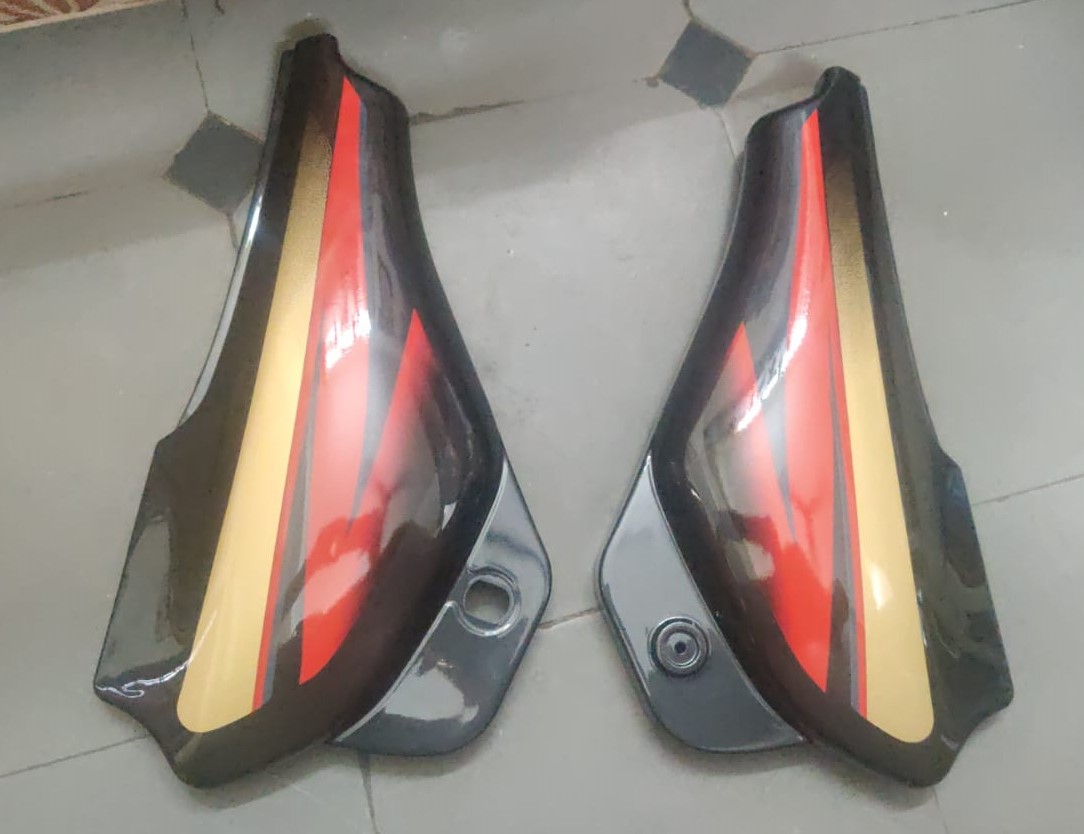 Bajaj Caliber 115 Side Panel