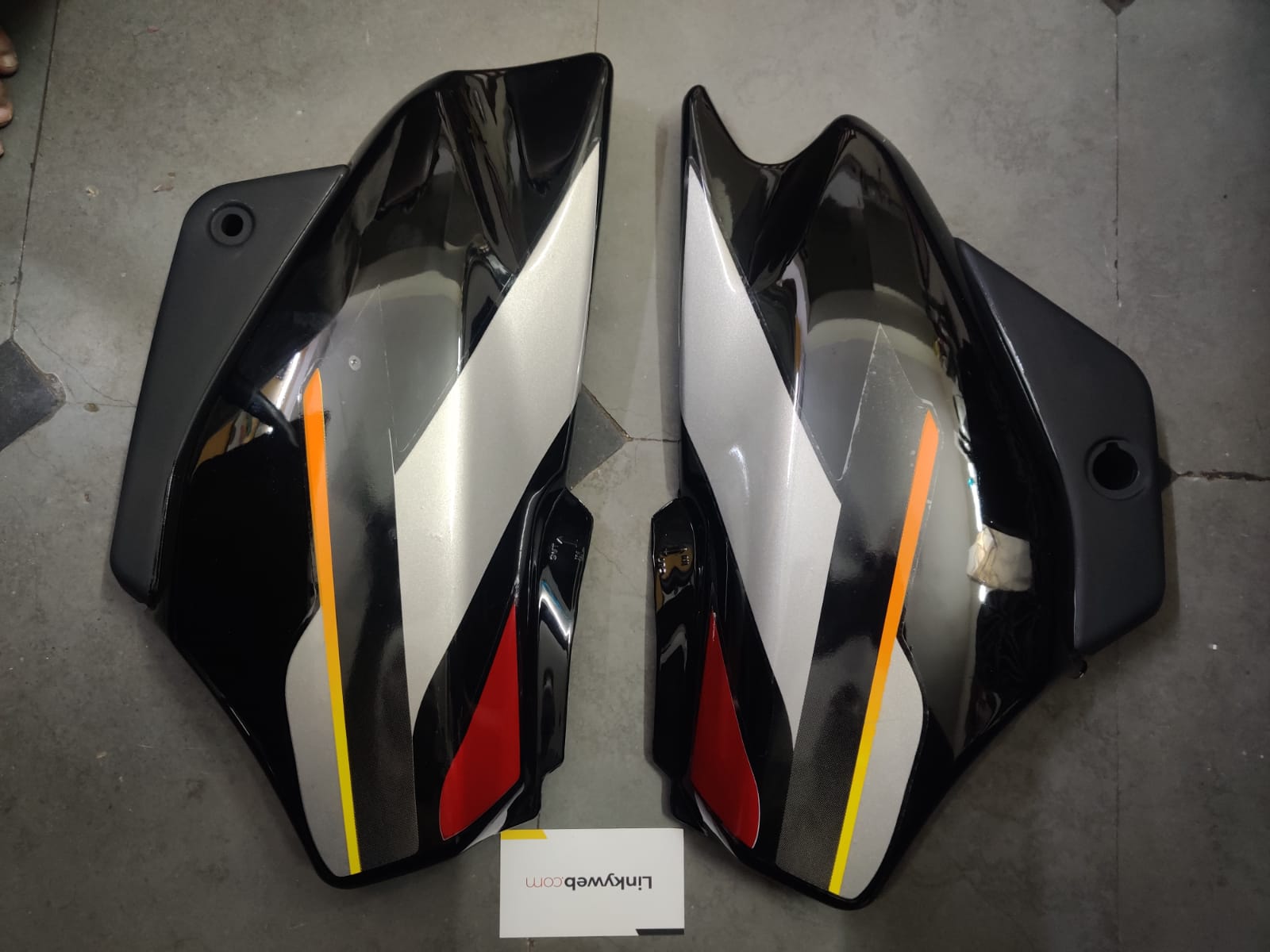 Hero Super Splendor Side Panel Latest