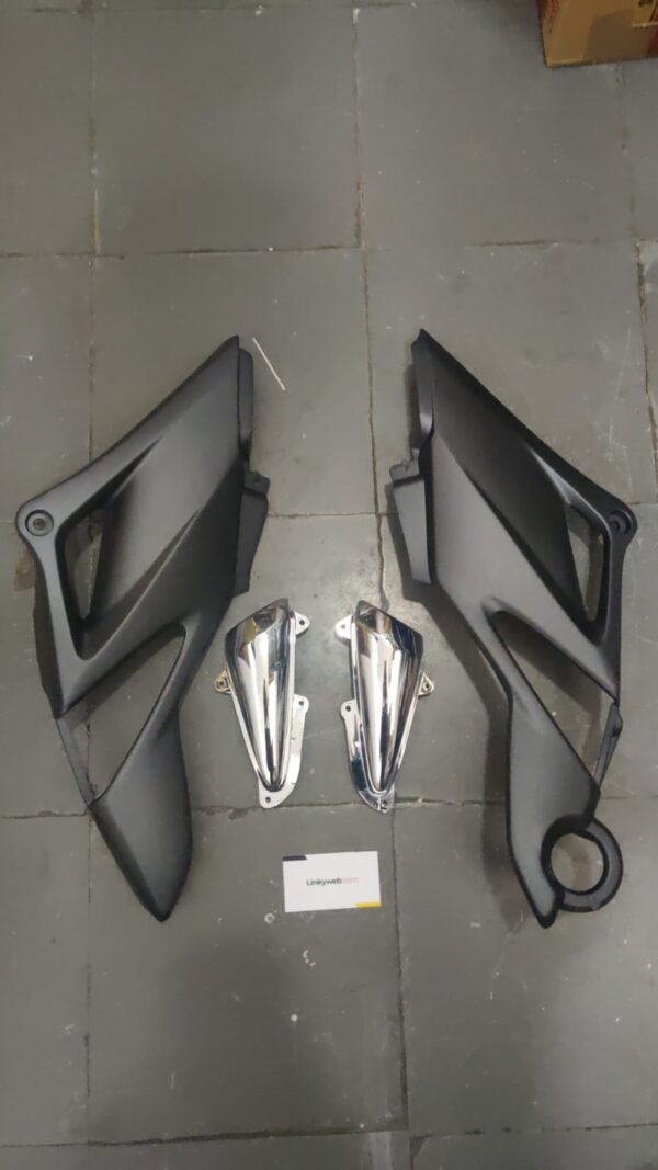 Honda Unicorn Side Panel