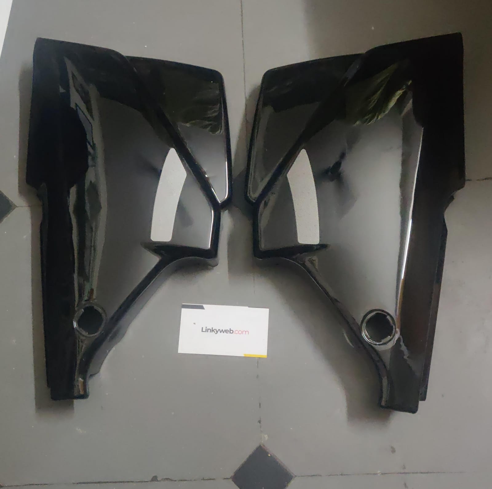 Suzuki Shogun Side Panel Suzuki Shogun Side Panel