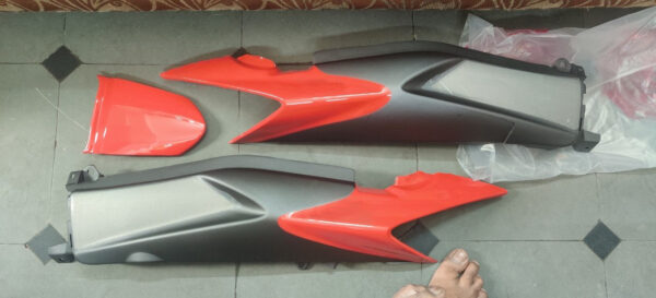 CBZ X-trem Visor and Tail panel Combo