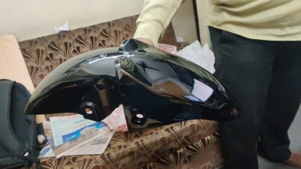Suzuki Gixer Front Mudguard - Image 6