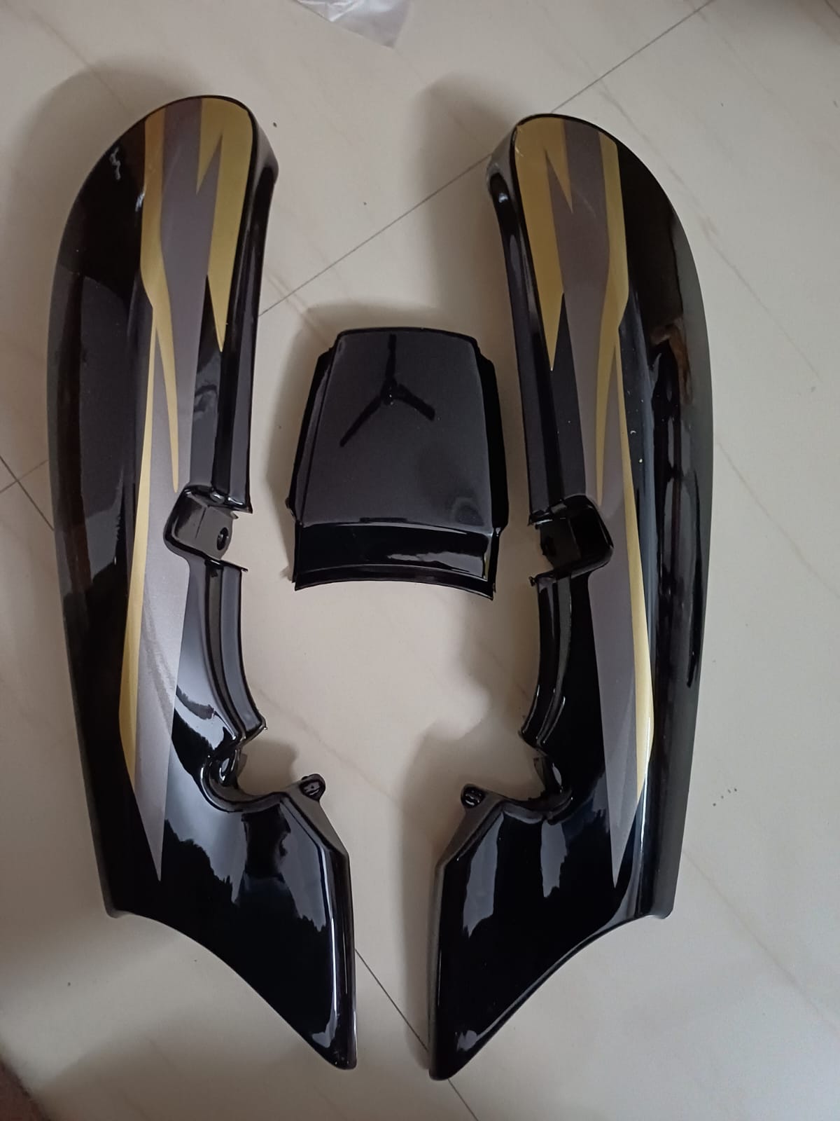 TVS Victor GLX Tail Panel Black TVS Victor GLX Tail Panel Black