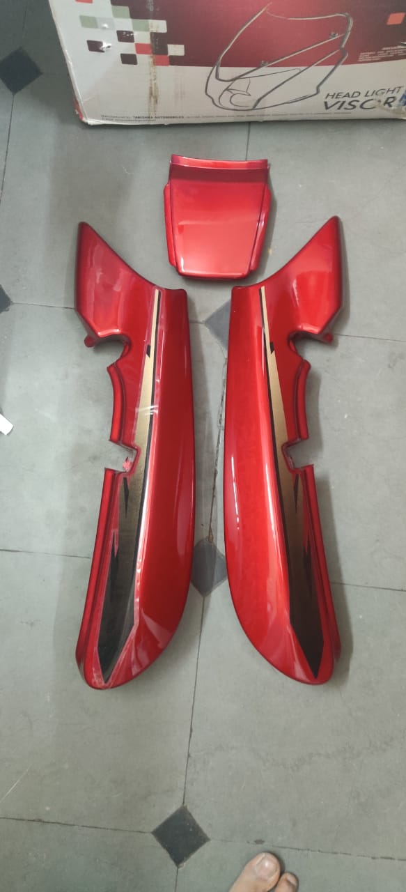 TVS Victor GLX Tail Panel Red TVS Victor GLX Tail Panel Red