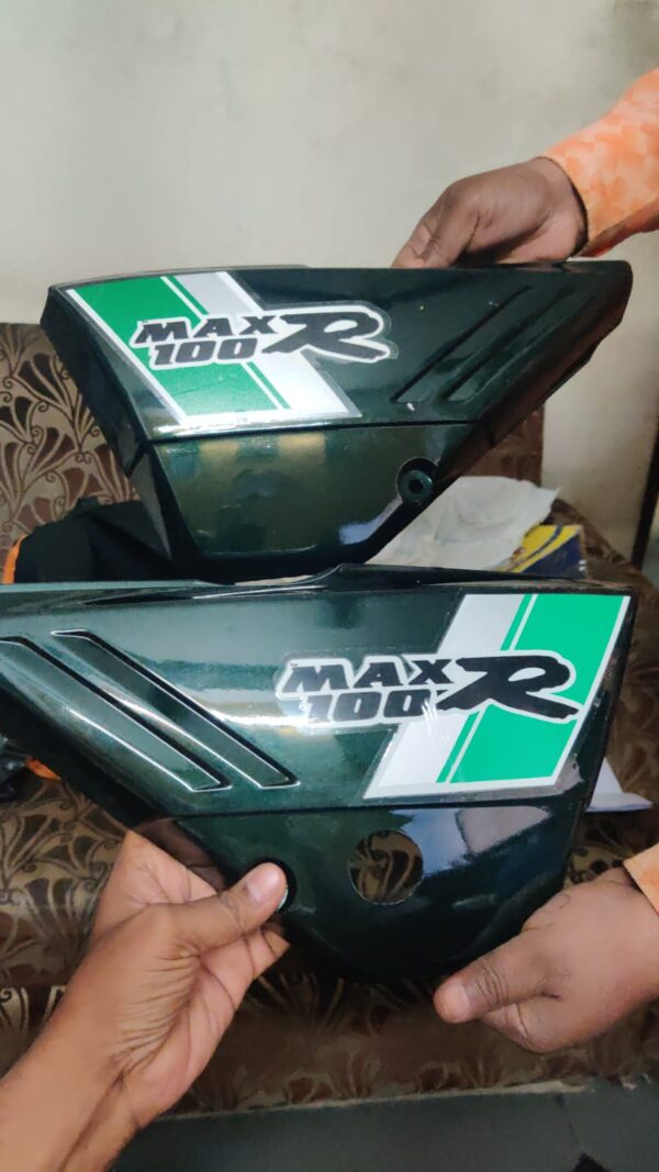 Suzuki Max-100 Green Side Panel