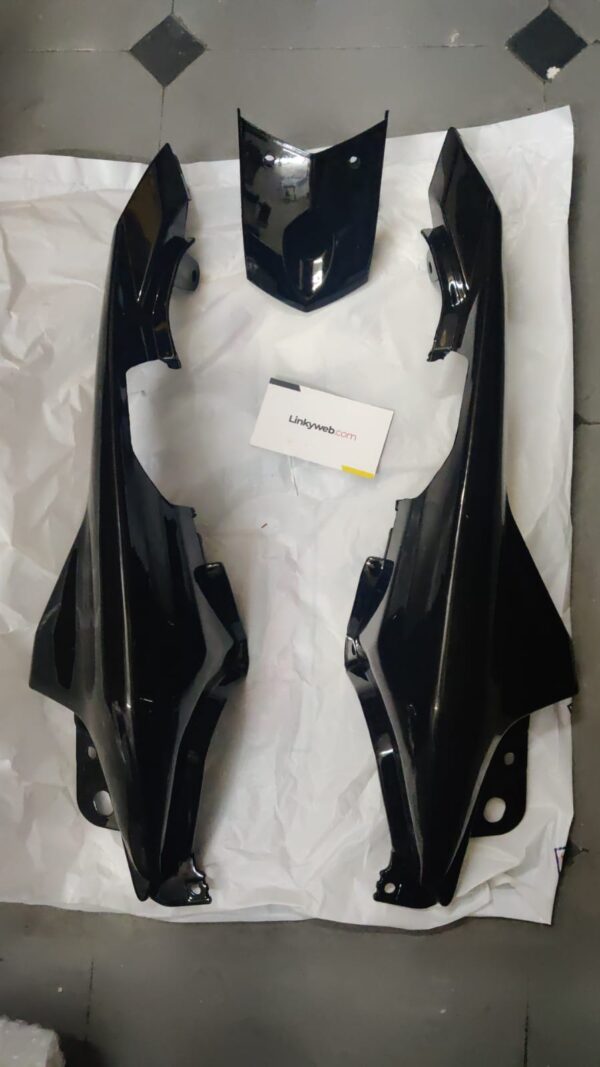 FZ Tail panel