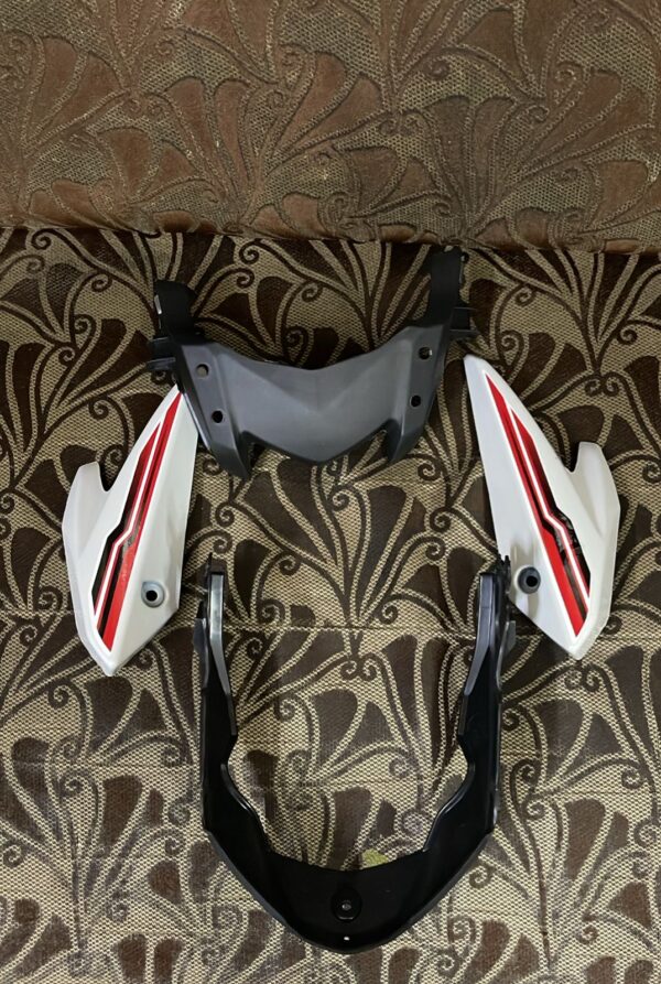 Yamaha Fzs V2 Visor White Color