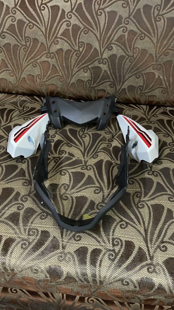 Yamaha Fzs V2 Visor White Color - Image 2