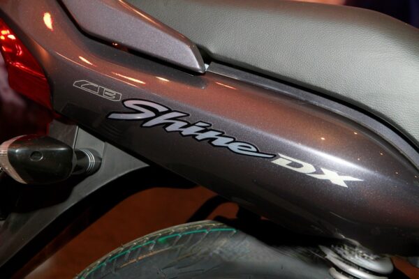 Honda CB Shine Deluxe Tail Panel T6